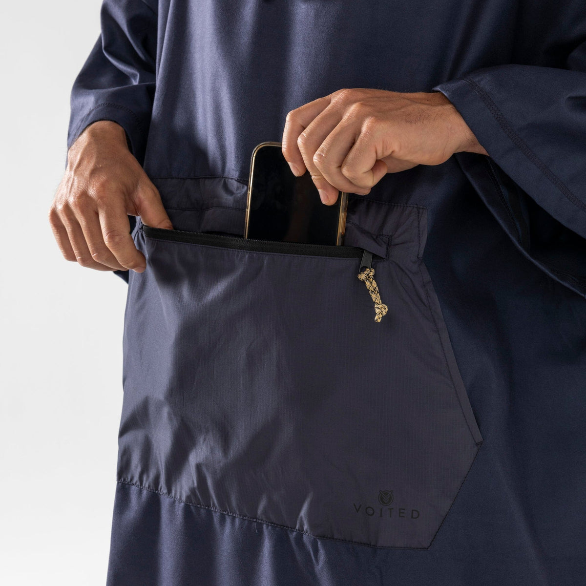 VOITED Micro Fleece Poncho -Ocean Navy/Ethno