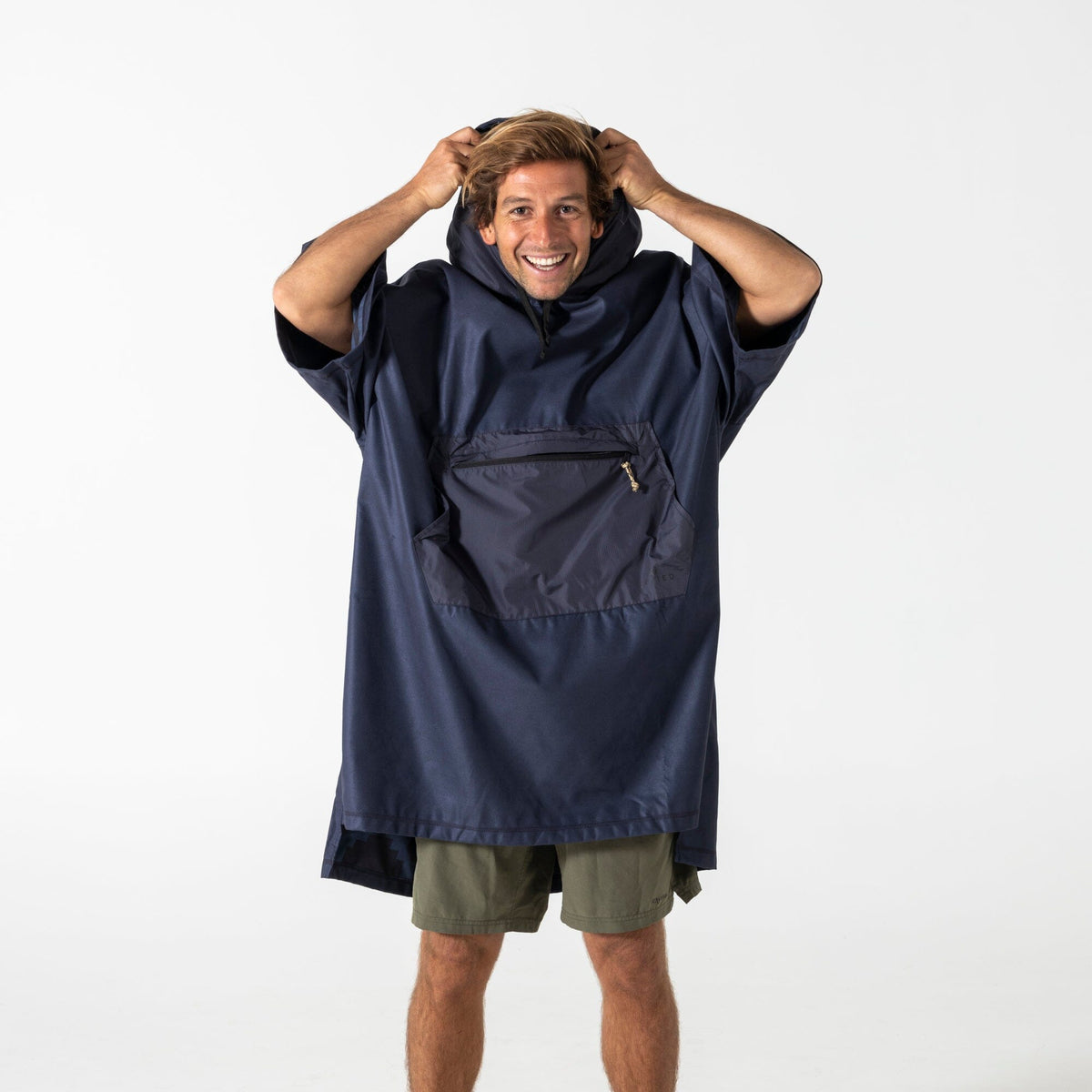 VOITED Micro Fleece Poncho -Ocean Navy/Ethno