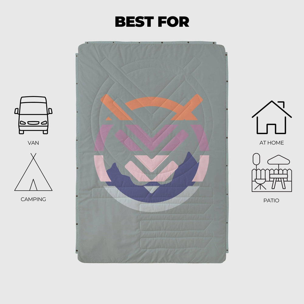 VOITED CloudTouch® Indoor/Outdoor Camping Blanket - Echo Bloom