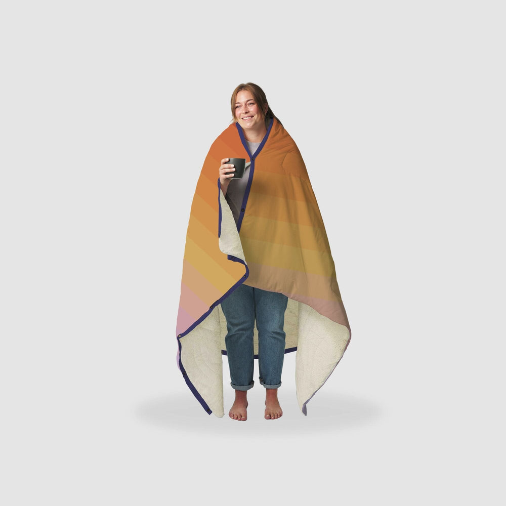 VOITED CloudTouch® Indoor/Outdoor Camping Blanket - Golden Drift