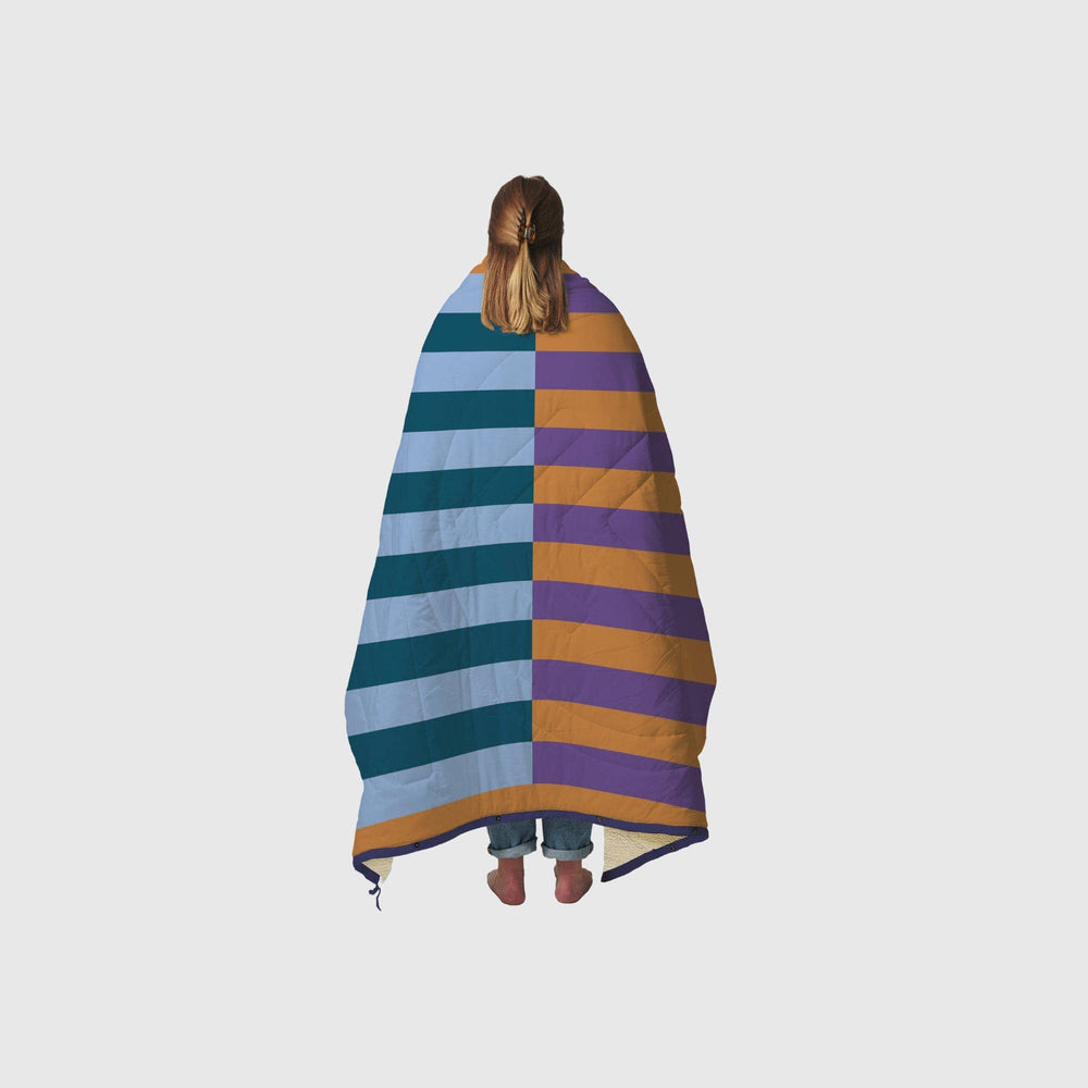 VOITED CloudTouch® Indoor/Outdoor Camping Blanket - Poolside