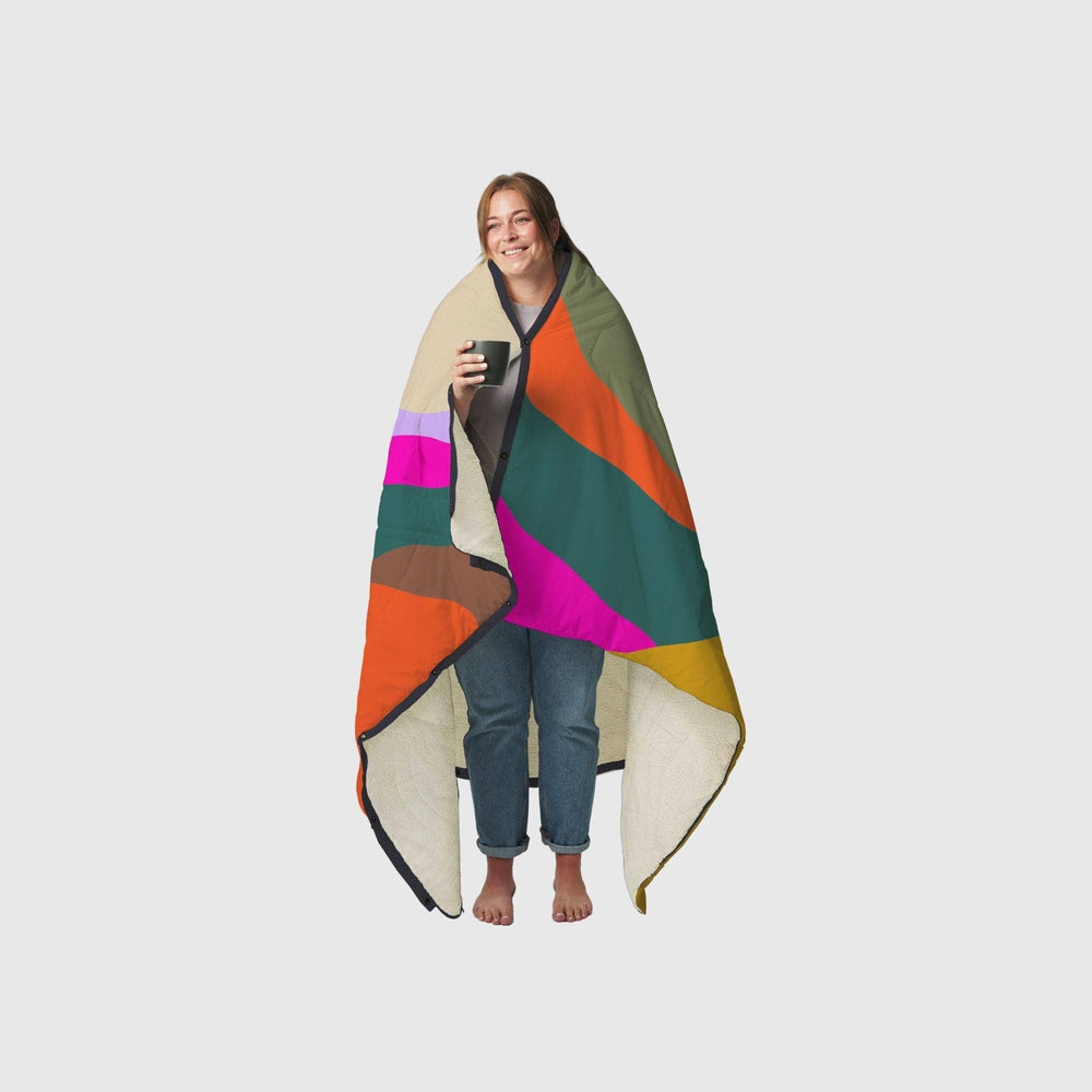 VOITED CloudTouch® Indoor/Outdoor Camping Blanket - Mystic Ridge
