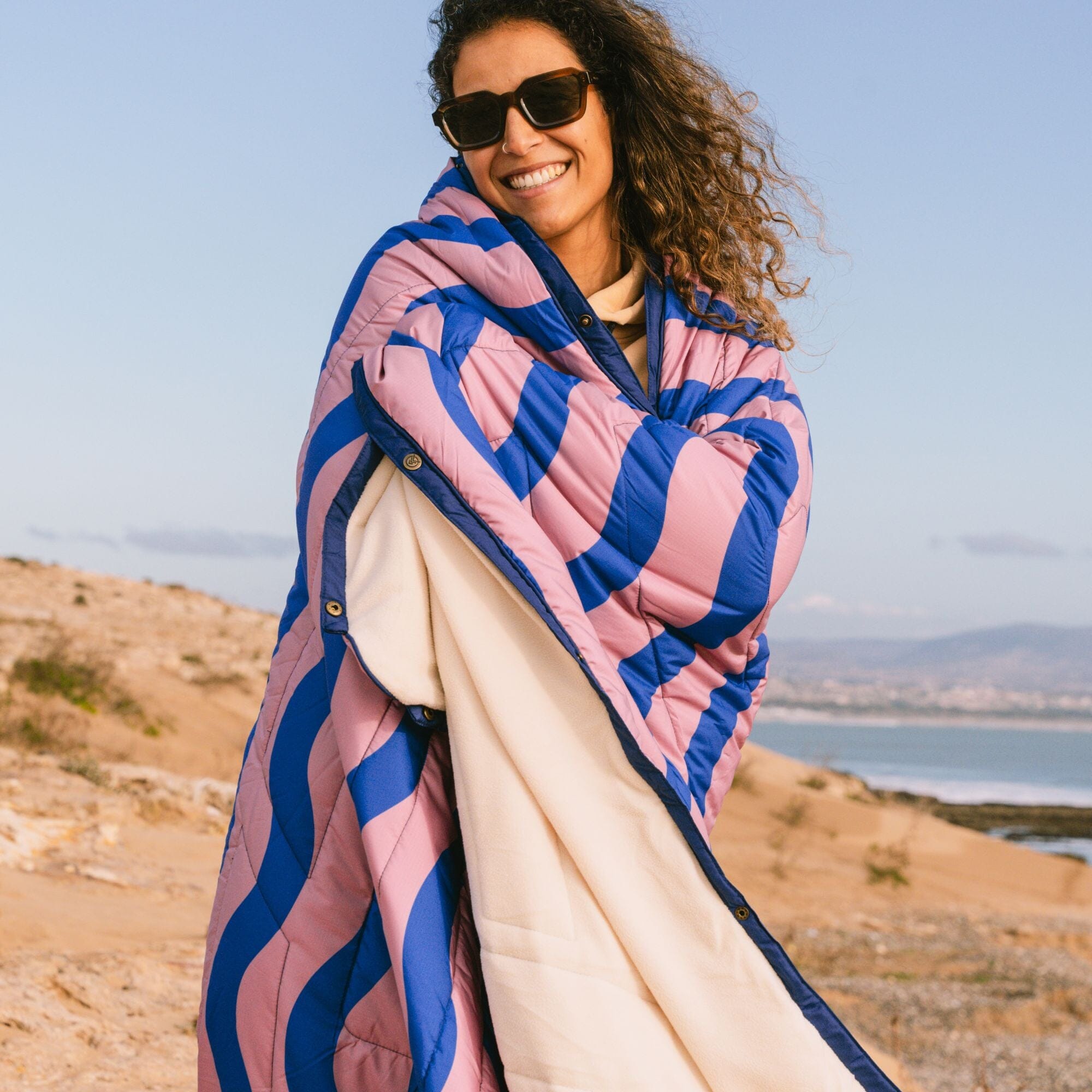 VOITED Multi-Functional Outdoor Fleece Blanket Pillow - Breezy