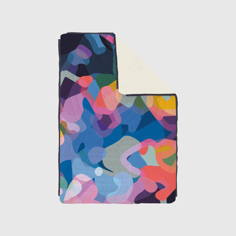 VOITED Mini Traveler Cream Indoor / Outdoor Camping Blanket - Beyond Real