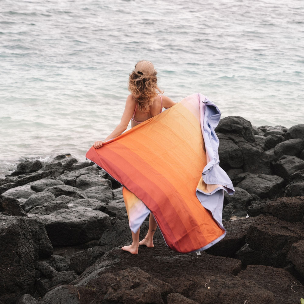 VOITED Compact Picnic & Beach Blanket - Golden Drift