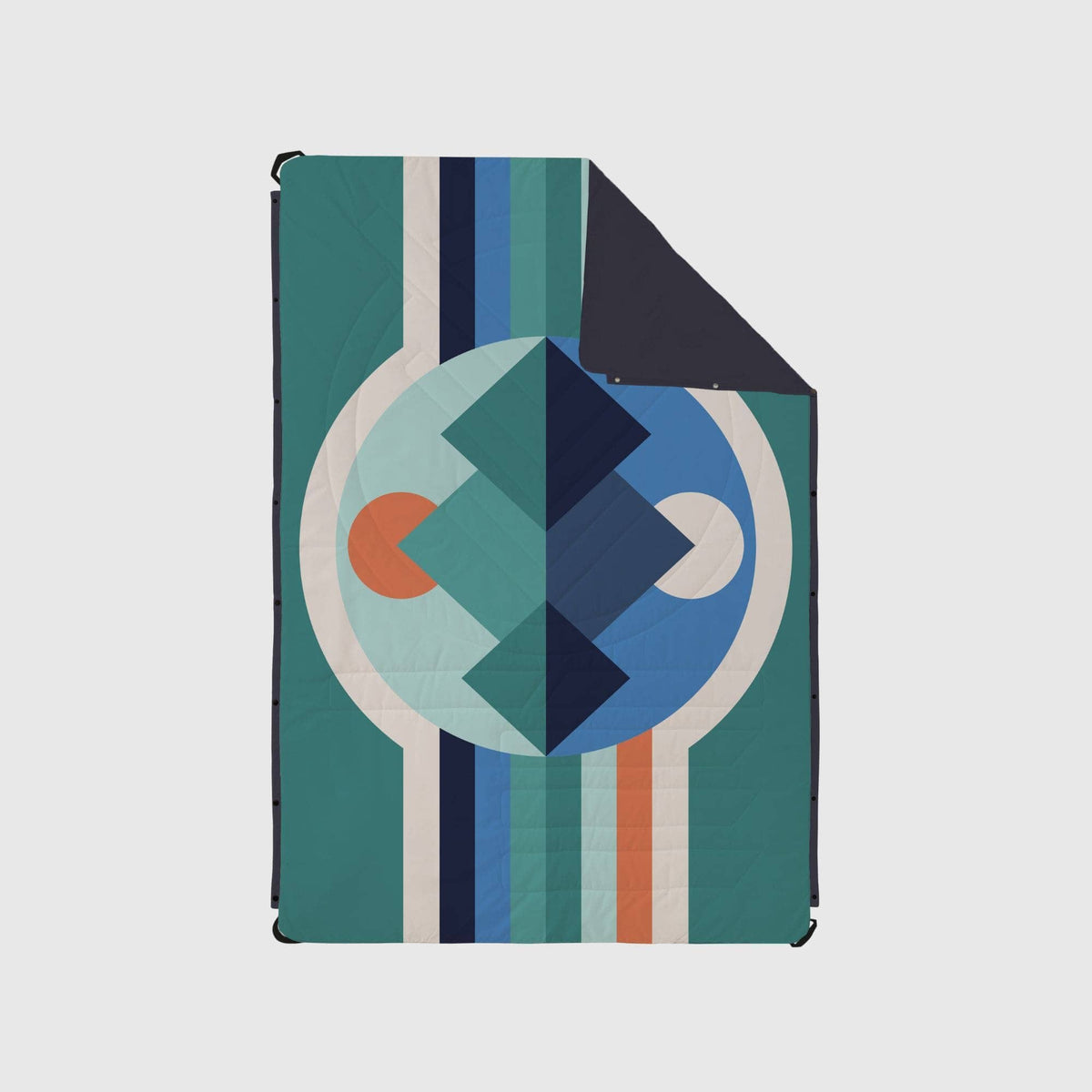 VOITED Compact Picnic & Beach Blanket - Luna Creek