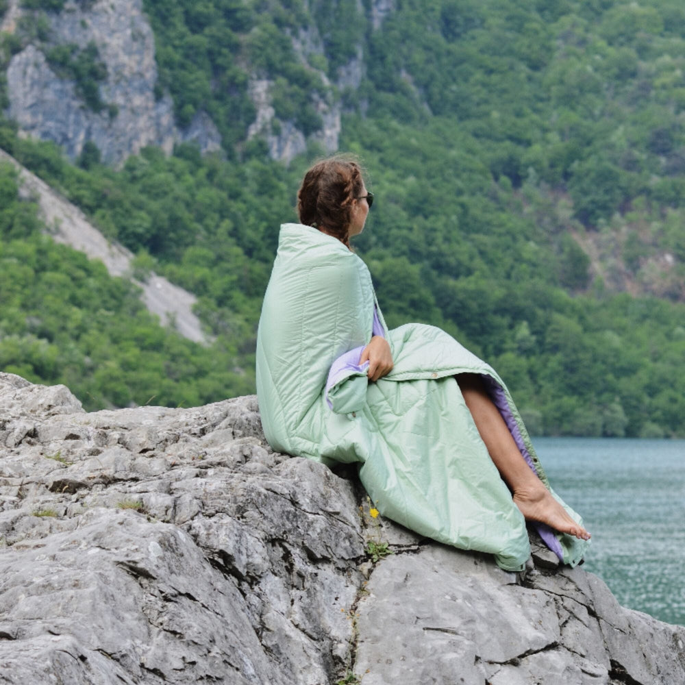 VOITED Recycled Ripstop Outdoor Camping Blanket - Cameo Green/Digital Lavender