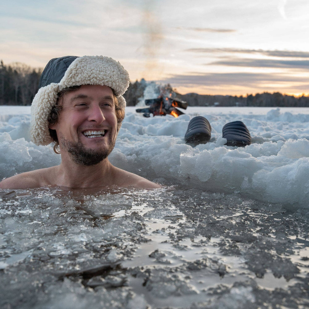 Hat In The Clouds - Black