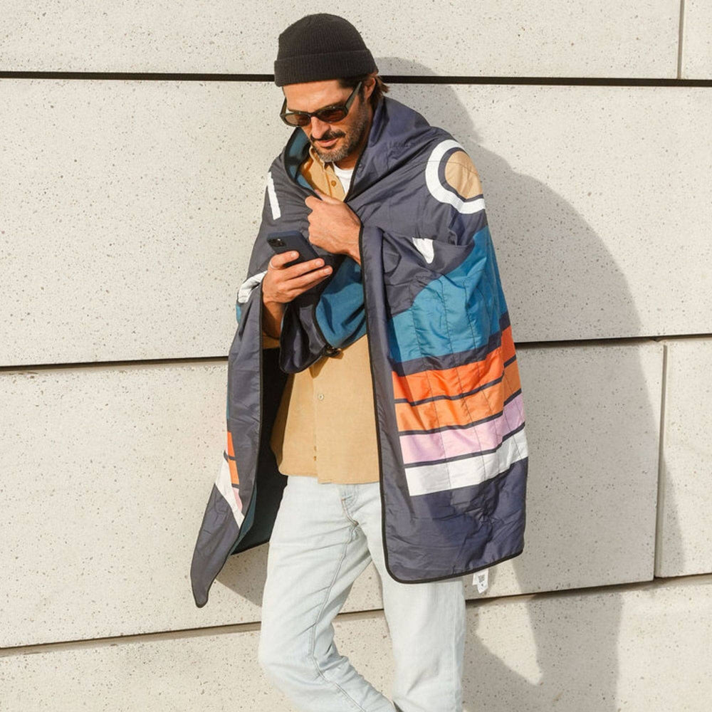 VOITED NeckPack Travel Pillow Blanket - Peaks