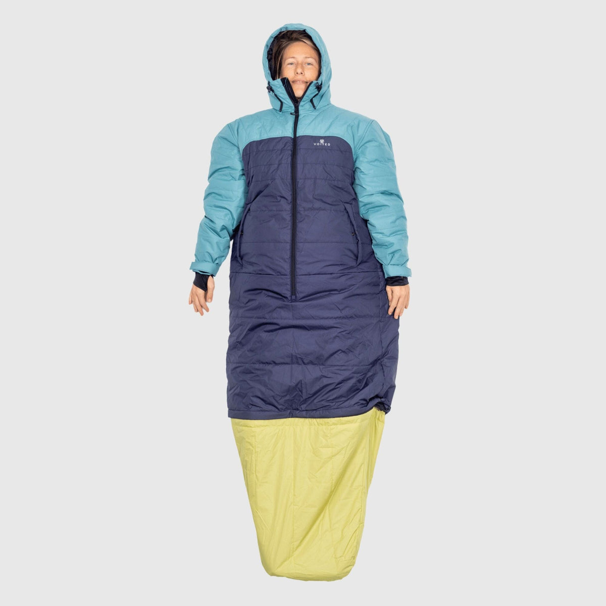 VOITED Premium Slumber Jacket for Camping, Vanlife & Indoor - Arcticblue / Graphite / Dustysand