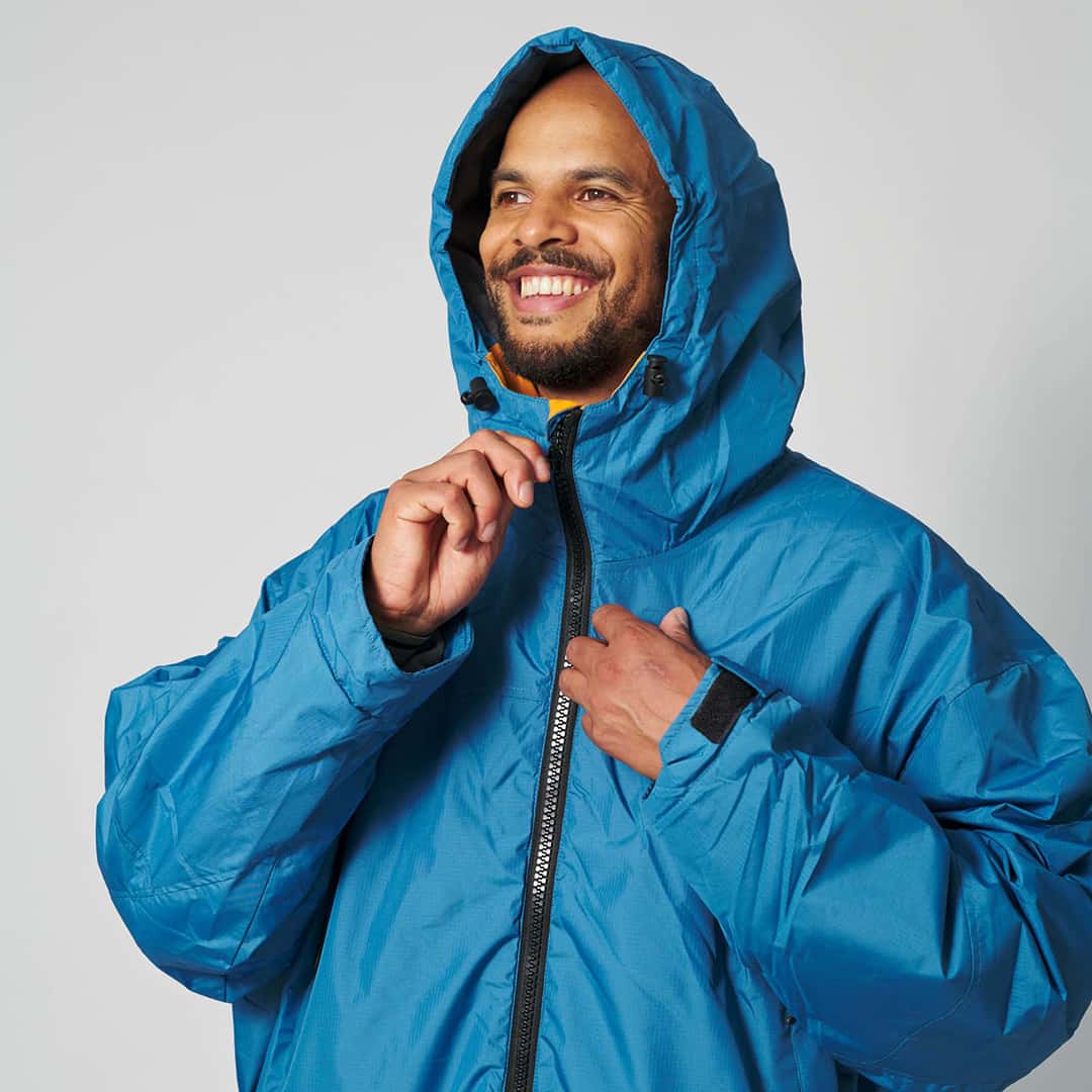 Voited Robe VOITED Stay Dry and Warm Outdoors with Changing Robes - Dusty Sand ...