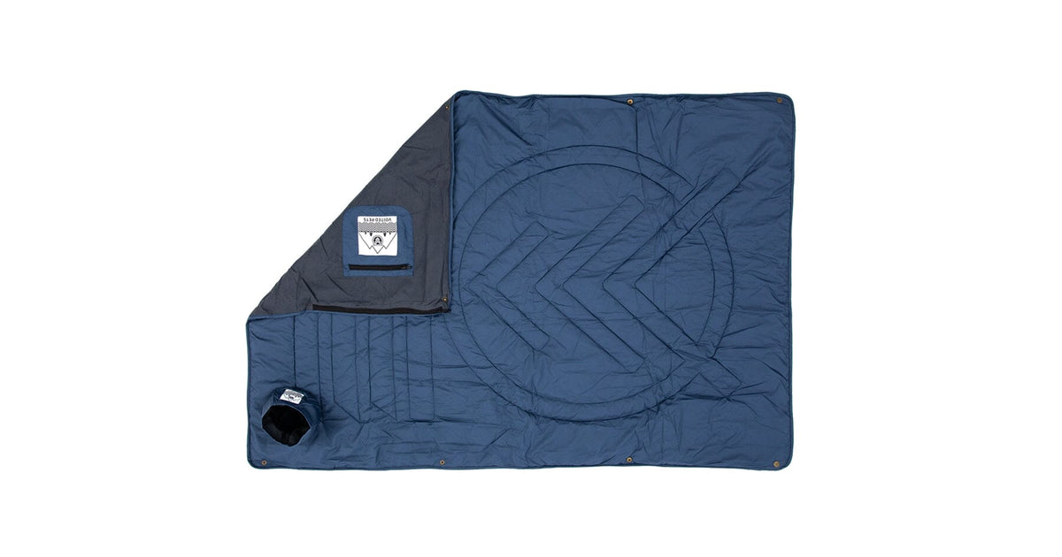 VOITED Quilted Premium Recycled Pet Blanket - Navy