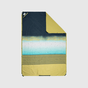 VOITED Compact Picnic & Beach Blanket - Woodspray