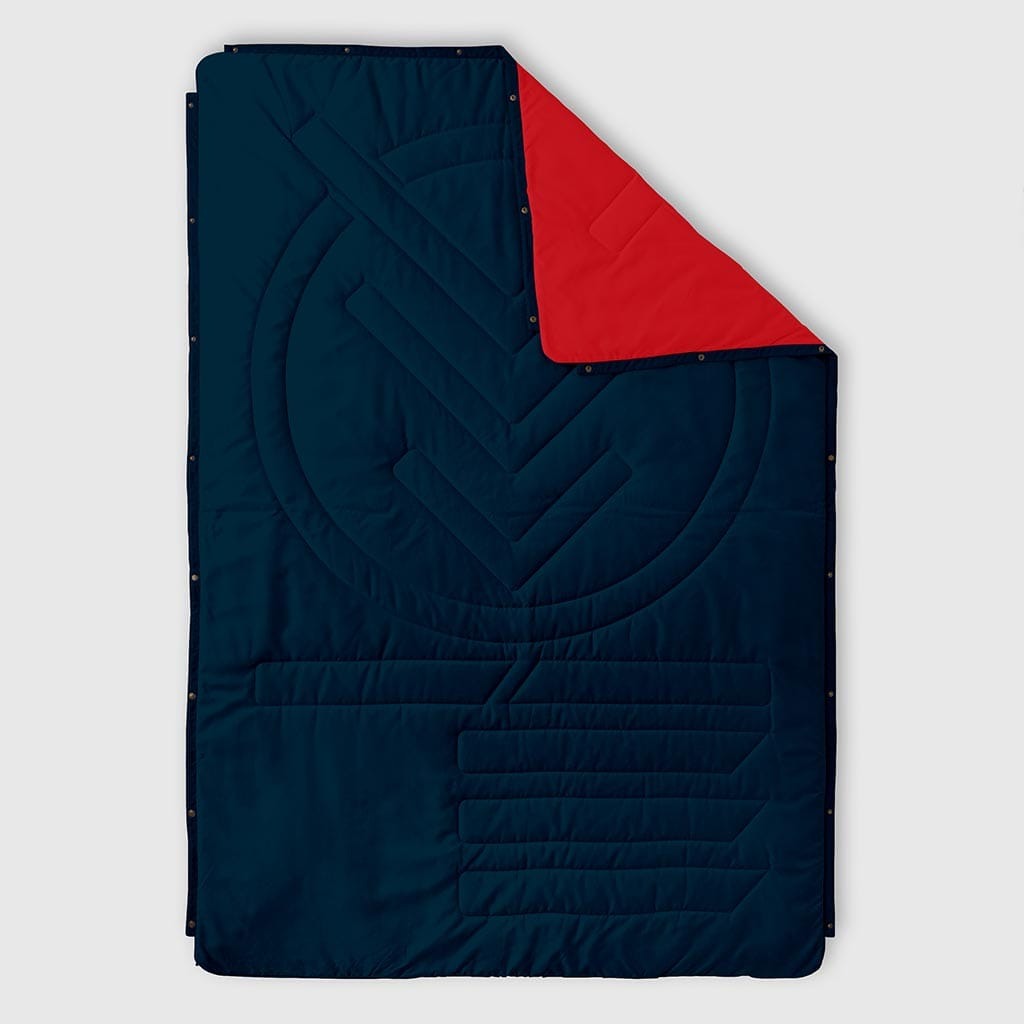 VOITED Recycled Ripstop Outdoor Camping Blanket - Ocean Navy / Sunset Red