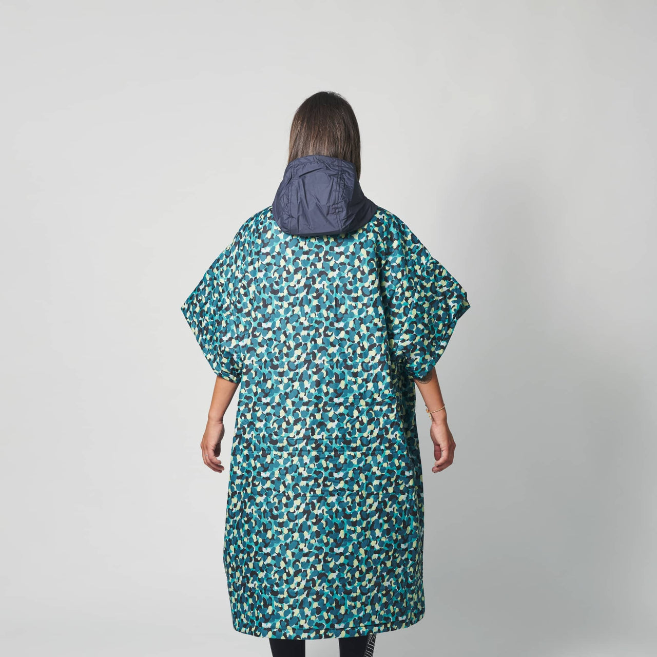 VOITED Surf Inspired Hooded Poncho with a TowelLike Inside An Tracks