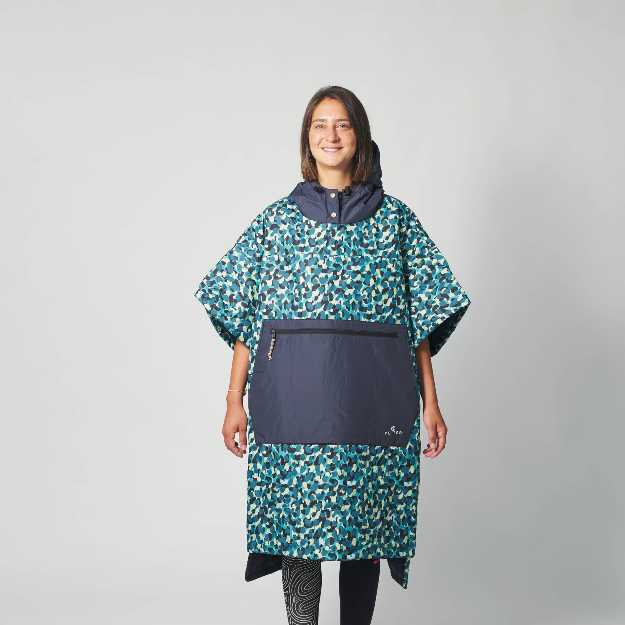 VOITED Surf Inspired Hooded Poncho with a TowelLike Inside An Tracks